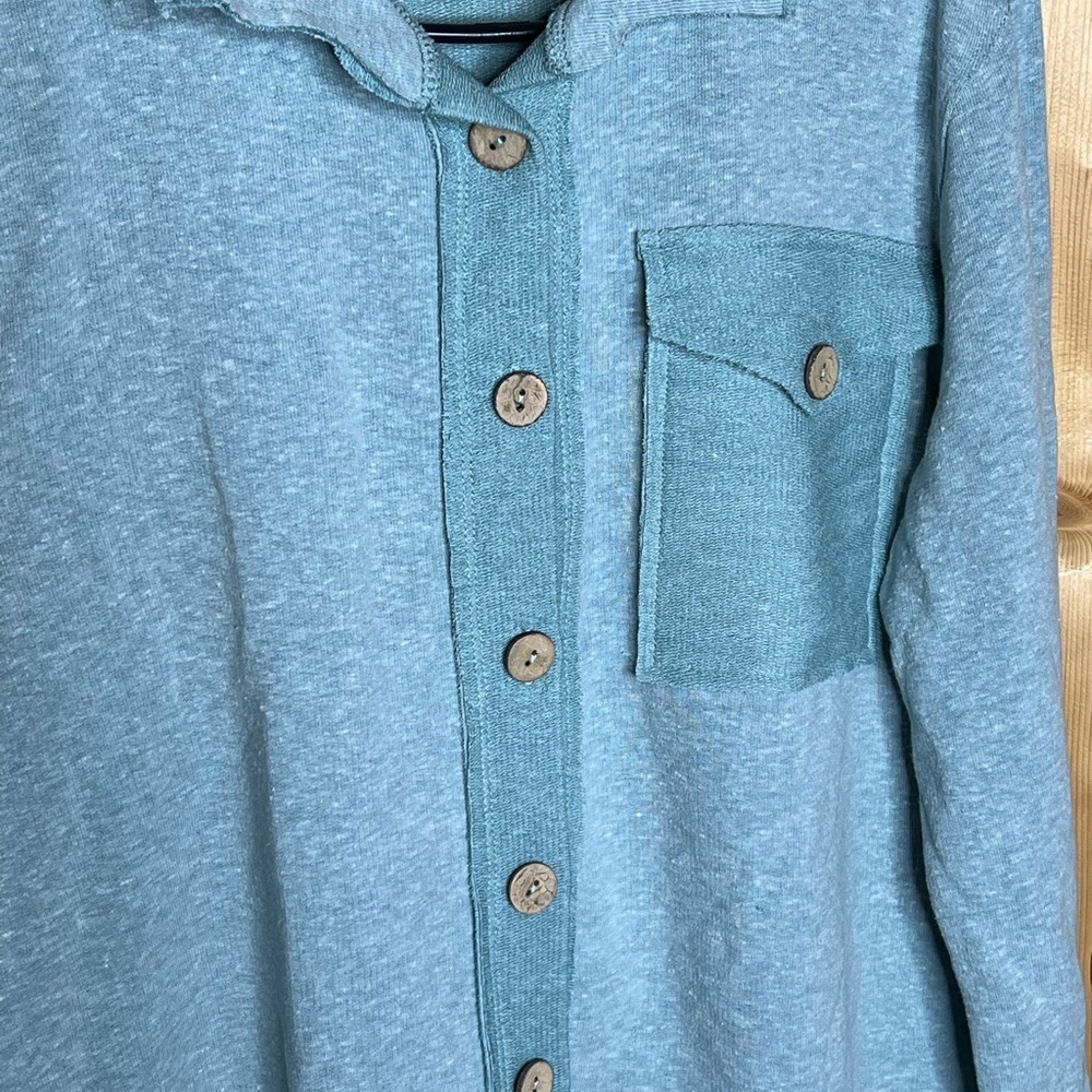 NEW Shacket - Picture 4 of 6